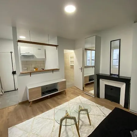 Equipe, Lumineux A Appartement Paris